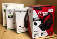 QUANTITY OF ITEMS TO INCLUDE HYPERX CLOUD CORE WIRELESS HEADSET: LOCATION - J