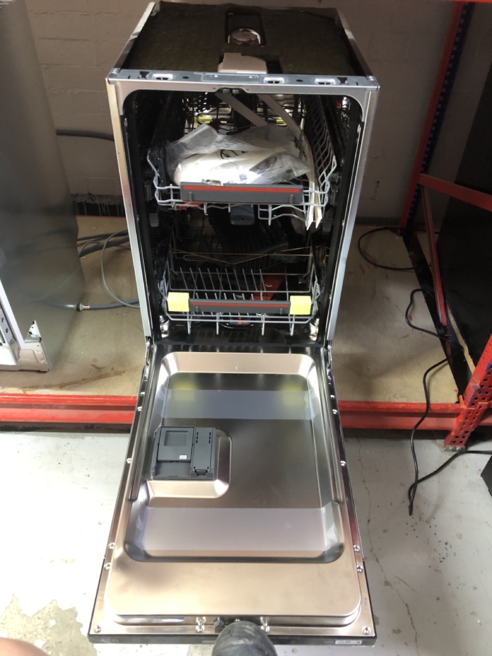 John Pye Auctions AEG INTEGRATED SLIMLINE DISHWASHER MODEL FSE62407P RRP. £479