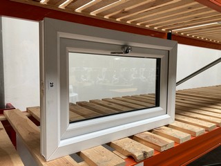 DOUBLE GLAZED WINDOW 805.0 MM LENGTH