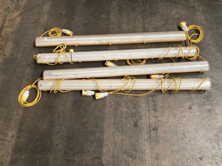 4 X 5FT 110V FLUORESCENT FITTING LIGHTS