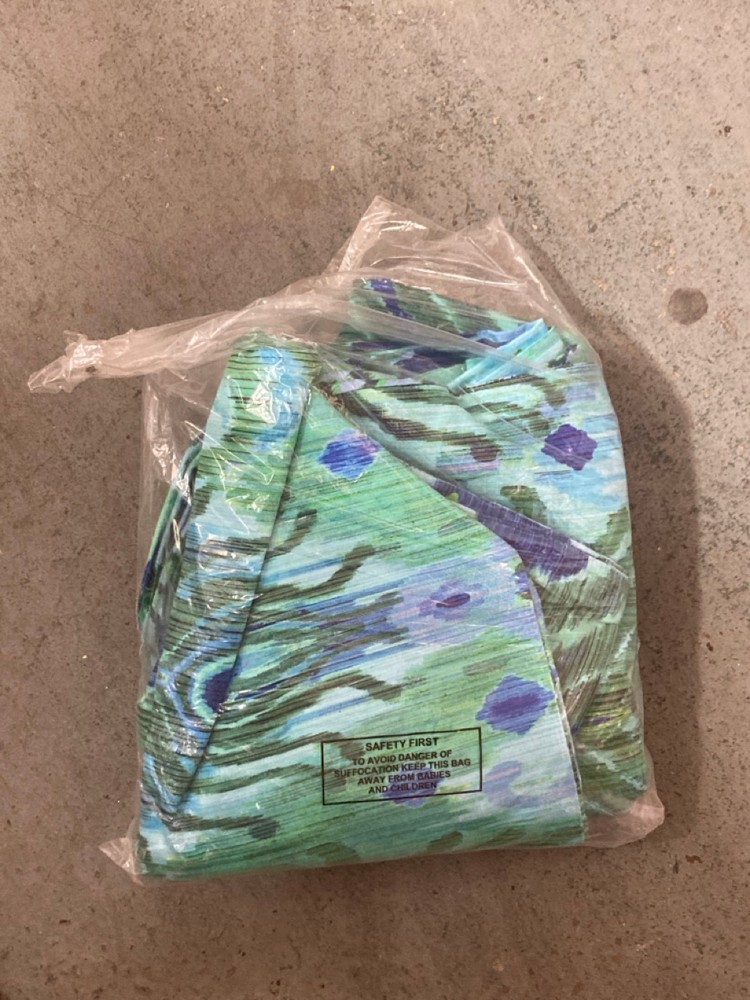 John Pye Auctions JOHN LEWIS DUVET COVER SET TROPICAL GREEN / BLUE