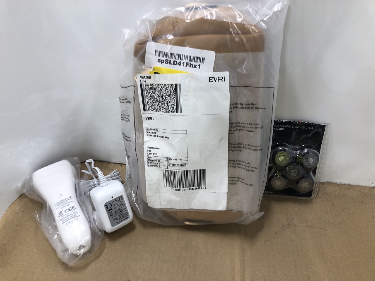 John Pye Auctions QUANTITY OF HEALTH & BEAUTY ITEMS TO INCLUDE NAILS