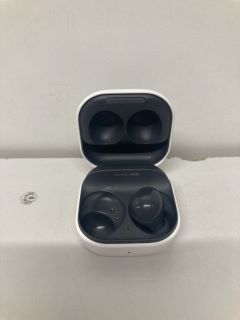 SAMSUNG TRUE WIRELESS EARBUD