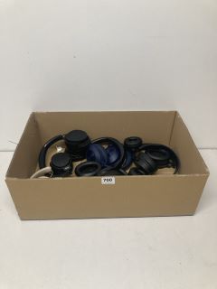 BOX OF ASSORTED HEADSETS TO INCLUDE SONY & GOJI