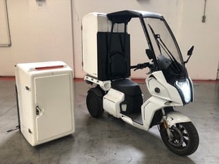 2023 AIDEA AA CARGO L2E (28MPH) 2KW 3 WHEELED ELECTRIC DELIVERY MOPED WITH DUAL 50V 76AH BATTERY TO BE CHARGED BY A TYPE 2 (IEC62196-2) CABLE (NOT INCLUDED) FITTED WITH A 420LTR STORAGE BOX. MILEAGE: