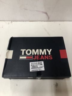 TOMMY JEANS LEATHER FASHION RUNNER TRAINERS SIZE: UK 6.5
