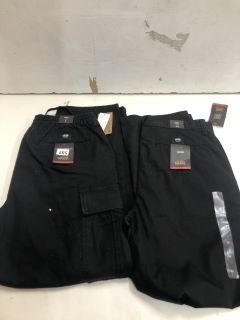 2 X JEANS INC VANS JEANS SIZE L