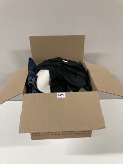 A BOX OF ASSORTED CLOTHING TO INCLUDE WOMEN'S SWIMWEAR