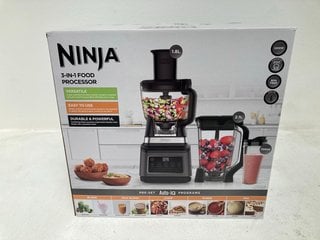 NINJA 3 IN 1 FOOD PROCESSOR WITH AUTO IQ - RRP £169: LOCATION - FRONT BOOTH
