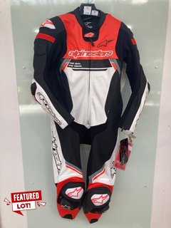 ALPINESTARS MISSILE V2 IGNITION 1PC SUIT BLACK/WHITE/RED FLUO UK SIZE 34 - RRP £1,129.99: LOCATION - FRONT BOOTH