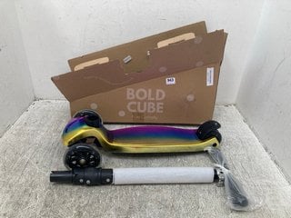 BOLD CUBE FUEL CURIOSITY 3 WHEEL FOLDABLE SCOOTER 3+: LOCATION - H 16