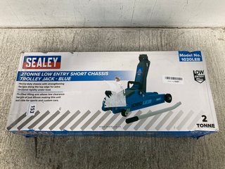SEALEY 2 TONNE LOW ENTRY SHORT CHASSIS TROLLEY JACK IN BLUE: LOCATION - WA6