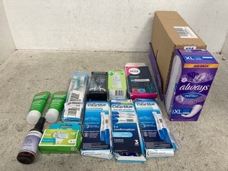 QTY OF ASSORTED HEALTH AND BEAUTY ITEMS TO INCLUDE 3 X CLEARBLUE PREGNANCY TESTS & 4 X ALWAYS DAILY PROTECT EXTRA LONG SANITARY PADS: LOCATION - WA9