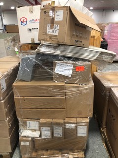 A PALLET OF ASSORTED MEDICAL ITEMS TO INCLUDE AMBION 1.5ML MICROFUGE TUBES AND PERKIN ELMER 73ml 4 COLUMN RESERVOIRS (PALLET CV35 9JY 373, LOAD CV35 9JY 191)