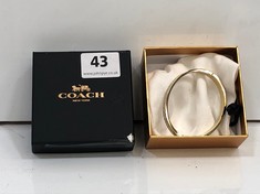 COACH SIGNATURE ENAMEL BANGLE - BLACK/GOLD