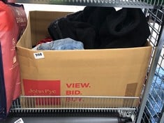 BOX OF ASSORTED CLOTHING TO INCLUDE BDG LOGAN BOYFRIEND JEANS - MID BLUE SIZE W30/L28