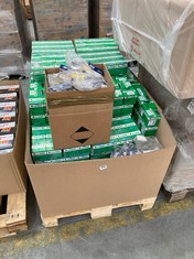 PALLET OF ASSORTED CAR ITEMS TO INCLUDE QTY OF CROSLAND OIL FILTER - MODEL NO. 501690038 (KERBSIDE PALLET DELIVERY)