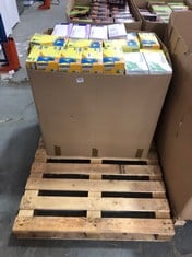 PALLET OF ASSORTED GLOVES TO INCLUDE TOP GLOVE NITRILE EXAMINATION GLOVES 100 IN A PACK SIZE SMALL (KERBSIDE PALLET DELIVERY)