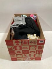 BOX OF ASSORTED CHILDRENS CLOTHING TO INCLUDE F&F GIRLS VELVET DRESS IN RED AGE 3-4YRS