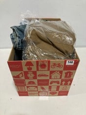 BOX OF ASSORTED ADULTS CLOTHING TO INCLUDE ONLY & SON MEN'S CHINO PANTS - KANGAROO - SIZE 32/32