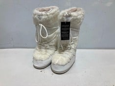 MOON BOOT ICON FAUX-FUR SNOW BOOTS - WHITE SIZE 39/41 RRP £245