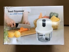QUANTITY OF ASSORTED ITEMS TO INCLUDE ELECTRIC FOOD CHOPPER, 300ML MINI FOOD CHOPPER, KITCHEN FOOD PROCESSOR AND BLENDER, GLASS BOWL VEGETABLE GRINDER?WITH USB CHARGING FOR FRUIT PEPPER CHILI VEGETAB