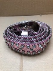 QUANTITY OF ASSORTED ITEMS TO INCLUDE WERFORU RHINESTONE WESTERN BELT FOR WOMEN STYLISH SHINY CRYSTAL BELT COWGIRL COWBOY BLING STUDDED LEATHER BELT PINK RRP £386: LOCATION - C
