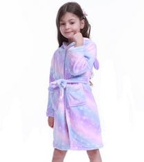 QUANTITY OF ASSORTED ITEMS TO INCLUDE Z-YQL GIRLS UNICORN DRESSING GOWN SOFT HOODED ROBE SLEEPWEAR GOWN NOVELTY HOODED NIGHTGOWN FLEECE COMFY FLANNEL COLORFUL: LOCATION - C