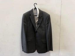 WOOLMART SUIT BLAZER IN GRAY SIZE 40R TO INCLUDE GIANNI FERAUD SHIRT IN WHITE