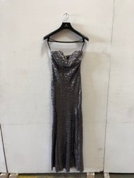 TFNC SILVER AND PURPLE SEQUINED EVENING GOWN SIZE M