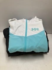 2 X HELLY HANSEN JACKETS WHITE AND BLUE SIZE XS AND THE NORTH FACE BLACK SIZE 18/20 - LOCATION 25A.