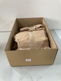 BOX OF WOMEN'S 2-PIECE KNITWEAR SETS (ASSORTED SIZES)