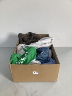BOX OF ASSORTED CLOTHING INC NIKE JOGGERS - M