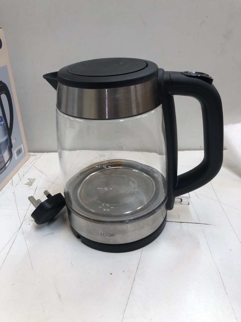 John Pye Auctions 3 X LOGIK GLASS CORDLESS KETTLE