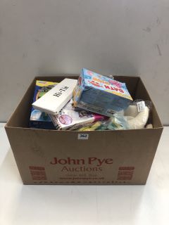 BOX OF ITEMS INC PATIFEED BATH TOYS