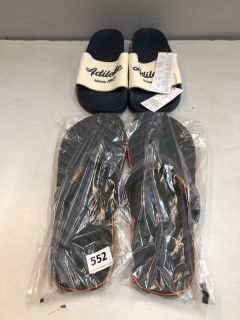 2 X SLIPPERS ADIDAS SLIPPERS UK SIZE: 10