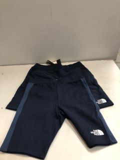 2 X NORTH FACE BOYS SHORT SIZE: XL