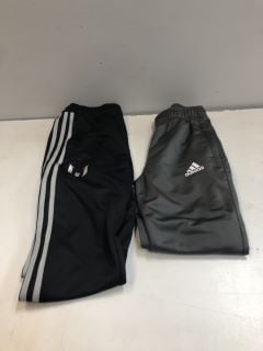 2 X KIDS ADIDAS ITEMS INC TRACKSUIT BOTTOMS SIZE: 11/12