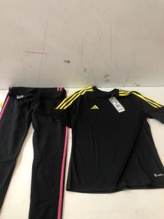 2 X KIDS ADIDAS ITEMS INC T-SHIRT SIZE: 13/14