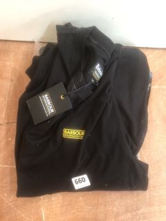 4 X ASSORTED ITEMS INC BARBOUR LOGO TEE SIZE: UK XXL