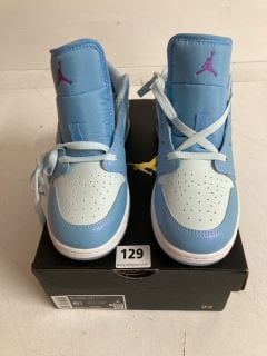 PAIR OF AIR JORDAN LOW TRAINERS IN WHITE/LIGHT BLUE - SIZE 6 5Y