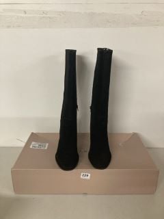 PAIR OF FIG AND BASIL REAL SUEDE KNEE HIGH BOOTS IN BLACK - SIZE 7