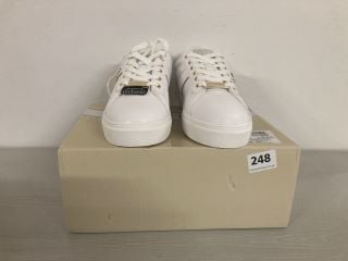 PAIR OF ELLE SPORT PEARL TRIM TRAINERS IN WHITE - SIZE 5E
