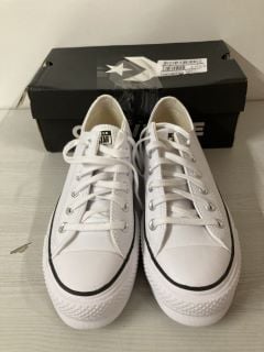 PAIR OF CONVERSE ALL STAR WOMENS TRAINERS IN WHITE - SIZE UK 5
