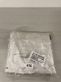 CALVIN KLEIN TSHIRT IN WHITE SIZE XL