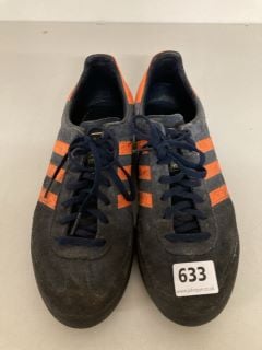 PAIR OF ADIDAS JEANS TRAINERS IN BLACK & ORANGE - SIZE UK 8