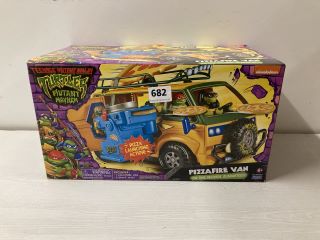 TEENAGE MUTANT NINJA TURTLES MUTANT MAYHEM PIZZAFIRE VAN