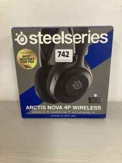 STEELSERIES ARCTIS NOVA 4P WIRELESS GAMING HEADSET