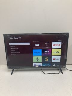 TCL 32" TV MODEL 32RS530K (WITH REMOTE, WITH POWER LEAD WITH STAND, CASE DAMAGE, SCRATCH ON SCREEN)