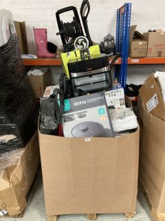 PALLET OF HOME APPLIANCES TO INCLUDE A EUFY ROBOTIC VACUUM CLEANER